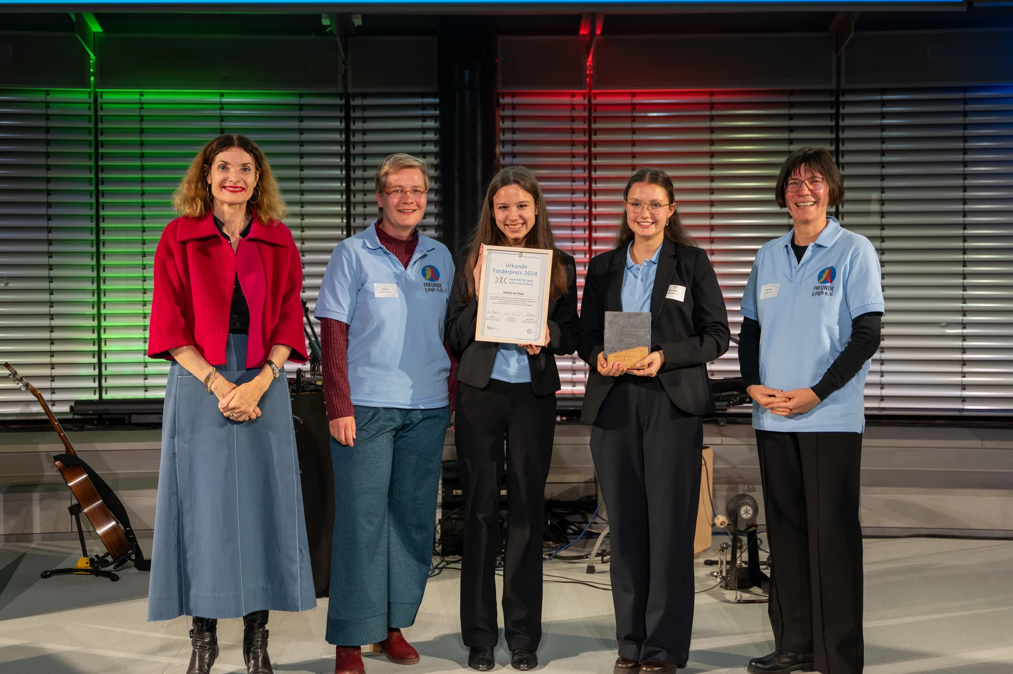 Friederike Behrends mit dem Projekt " Schule als Staat" - Förderpreis "Verein(t) für gute Kita und Schule" 2024